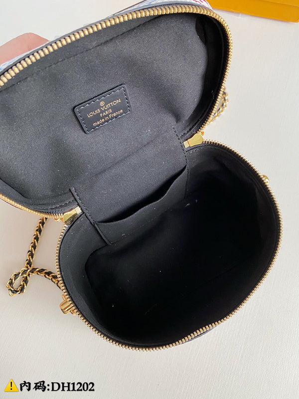 LOV2 Bags - Luxurious Bags  2678