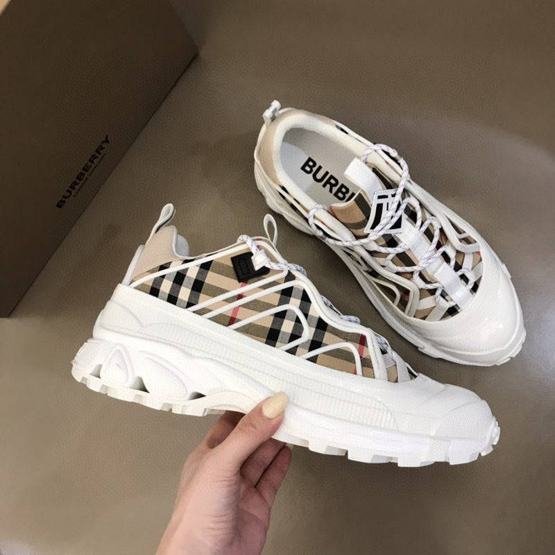 Burberry Luxury Shoes