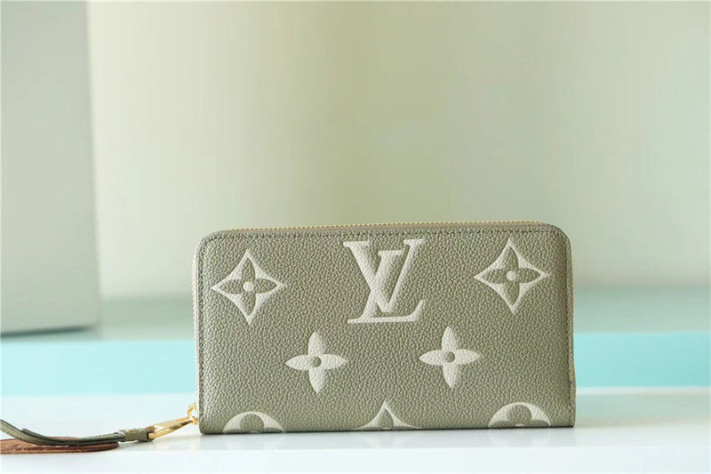 PHA - LOV Bags - 557