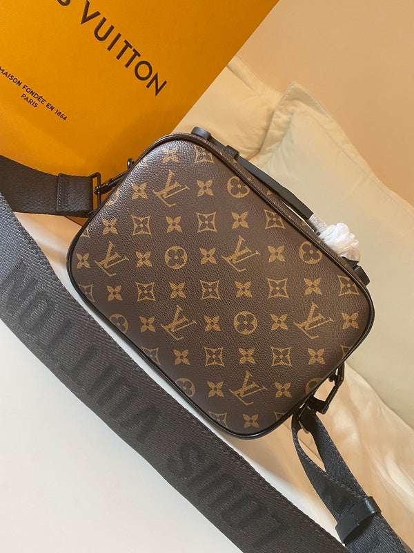 I W Fashion Lu-Vi bags - 17526