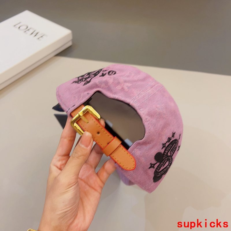 Louis Vuitton Luxury Cap