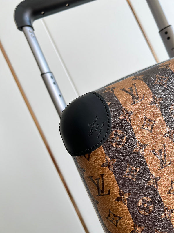 I W Fashion Lu-Vi bags - 11375