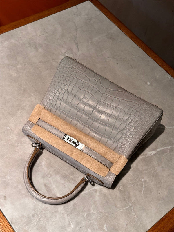 PHA - HMS Bags - 200