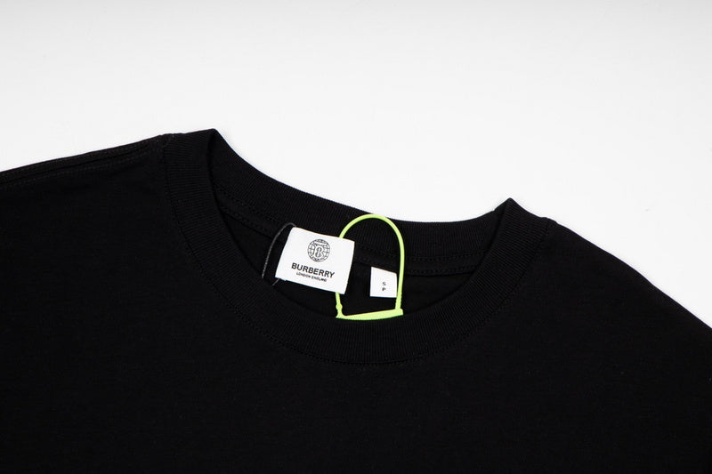 Burberry T-Shirts - 333