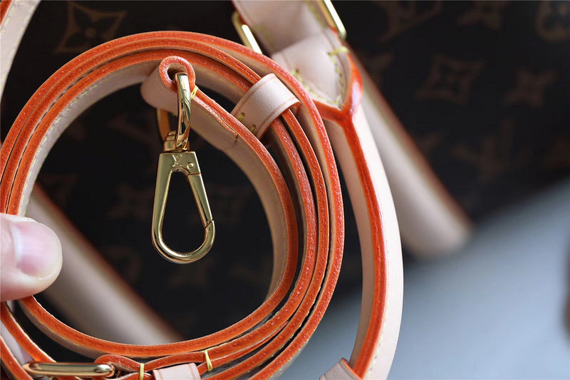 I W Fashion Lu-Vi bags - 8410