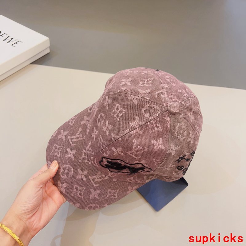 Louis Vuitton Luxury Cap