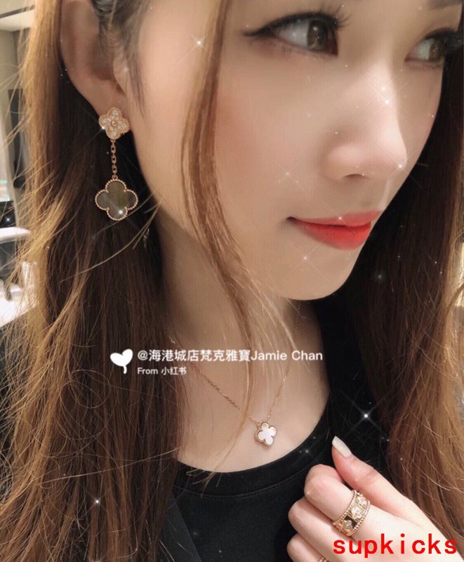 Van Cleef & Arples Jewelry