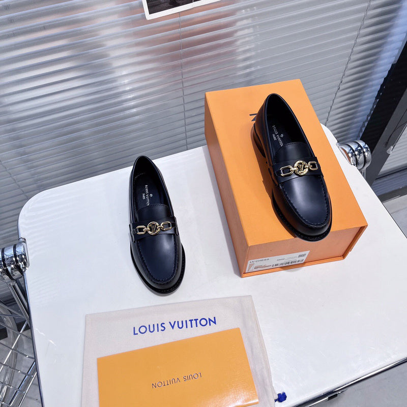 Louis Vuittion Luxury Shoes