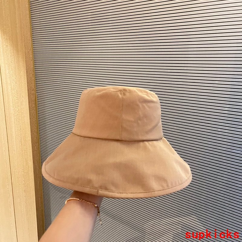 Louis Vuitton Luxury Cap