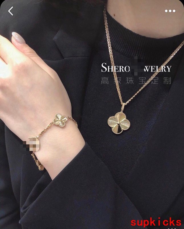 Van Cleef & Arples Jewelry