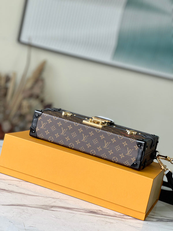 I W Fashion Lu-Vi Bags - 16672