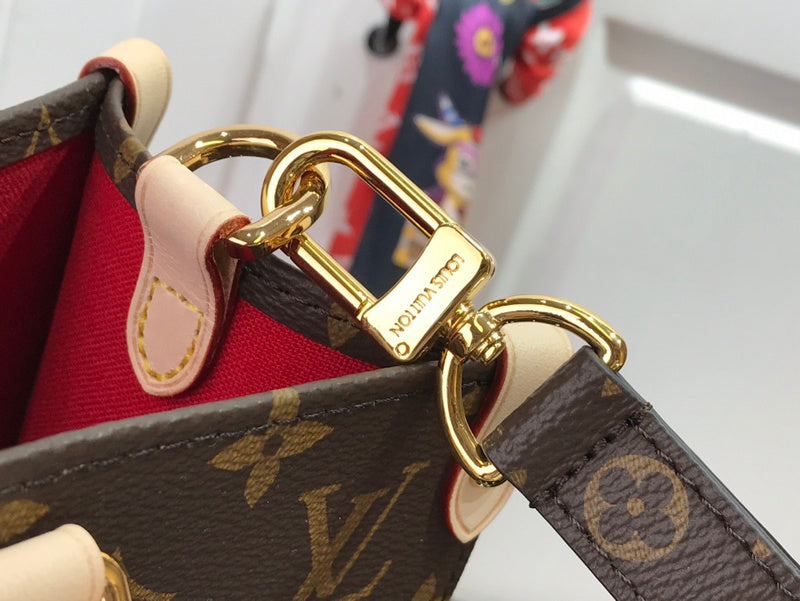 I W Fashion Lu-Vi bags - 17567
