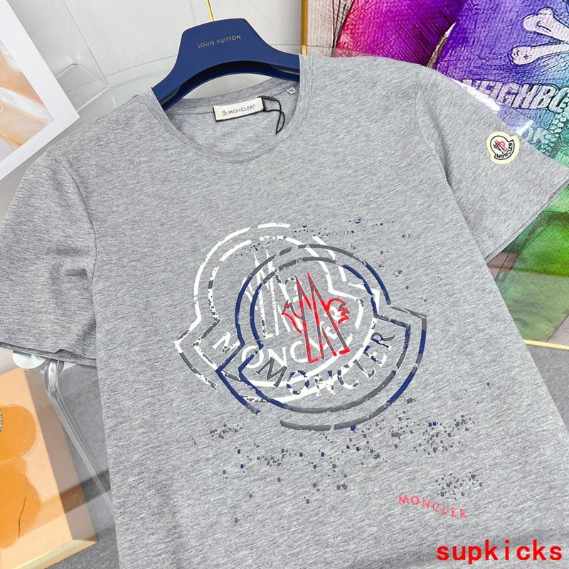 Moncler Luxury Cloth