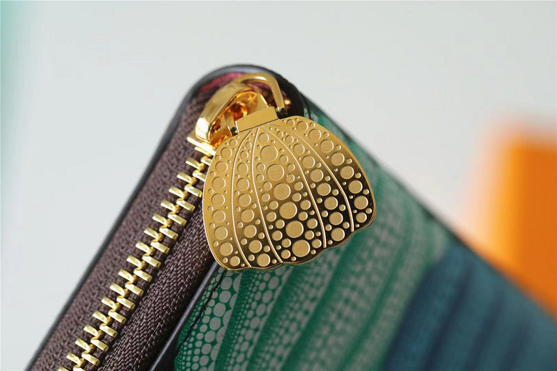I W Fashion Lu-Vi bags - 8742