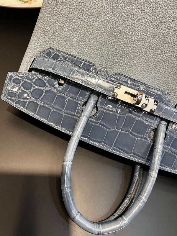 PHA - HMS Bags - 1357