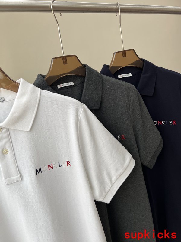 Moncler Luxury Cloth