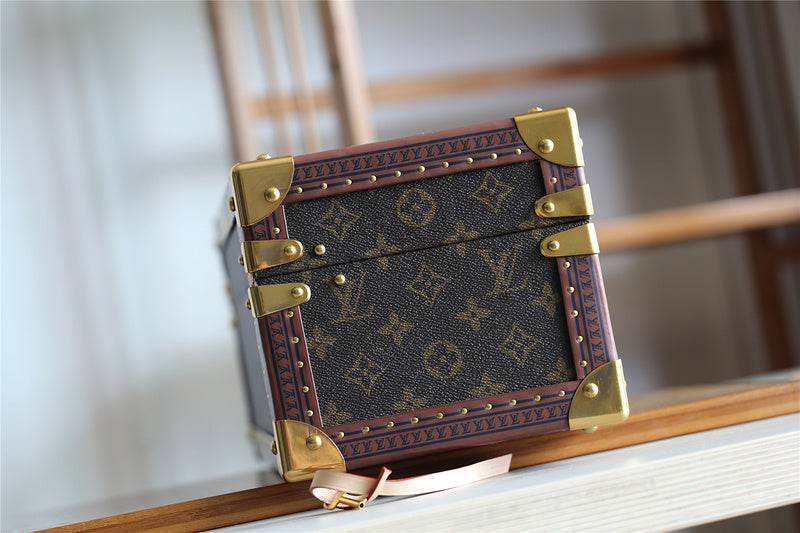 I W Fashion Lu-Vi bags - 11340
