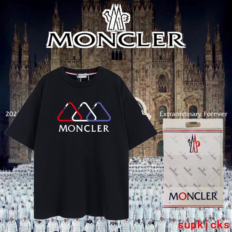 Moncler Luxury Cloth