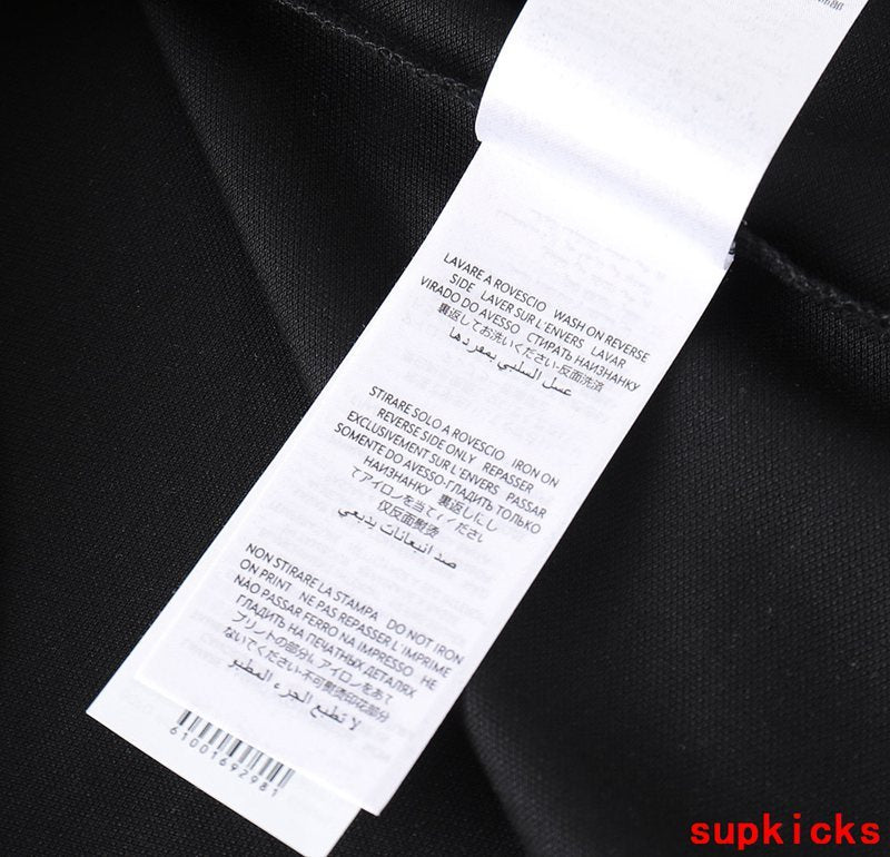 Moncler Luxury Cloth