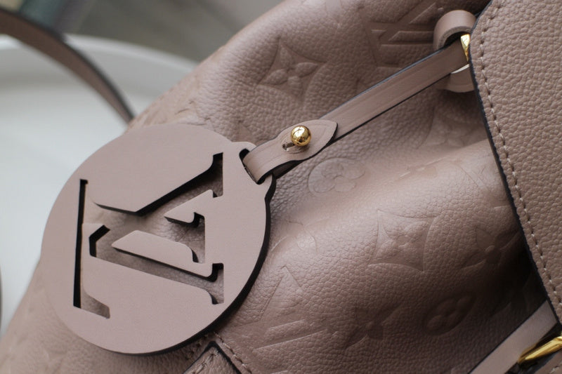 LOV2 Bags - Luxurious Bags  2821