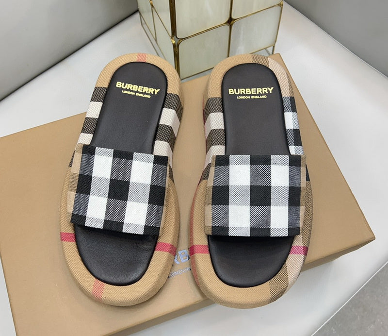 Burberry Luxury Shoes