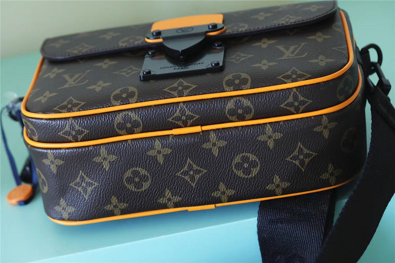 I W Fashion Lu-Vi bags - 9910