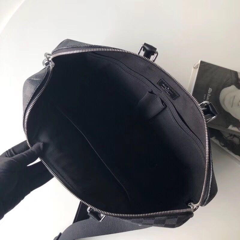 I W Fashion Lu-Vi bags - 17781