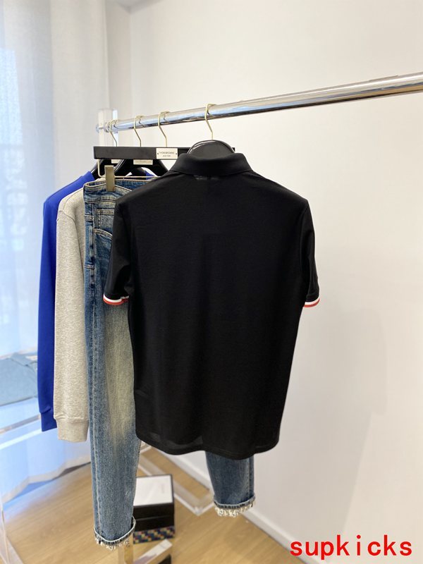 Moncler Luxury Cloth