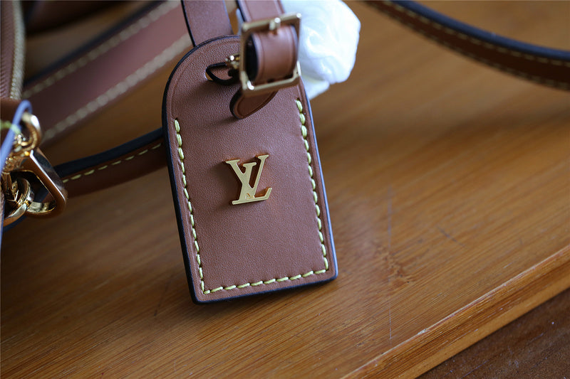 I W Fashion Lu-Vi bags - 8039