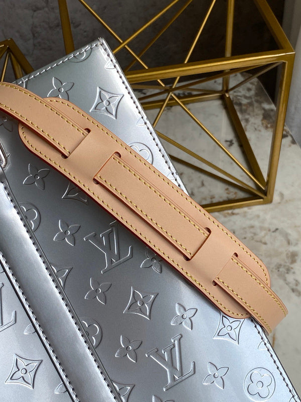 LOV2 Bags - Luxurious Bags  872