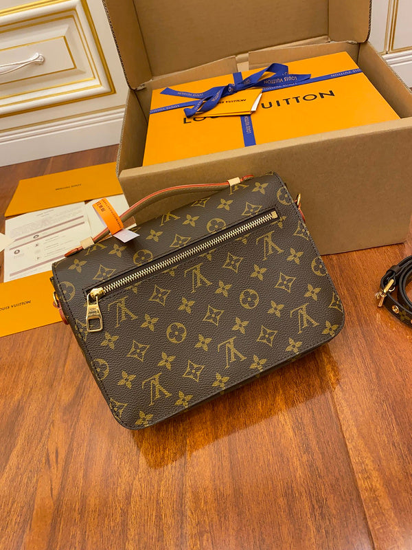 I W Fashion Lu-Vi bags - 17059