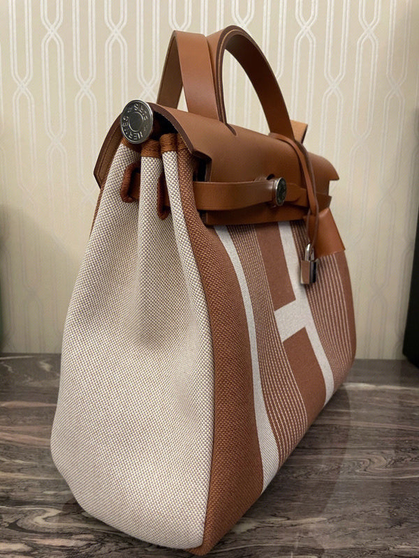 PHA - HMS Bags - 1553