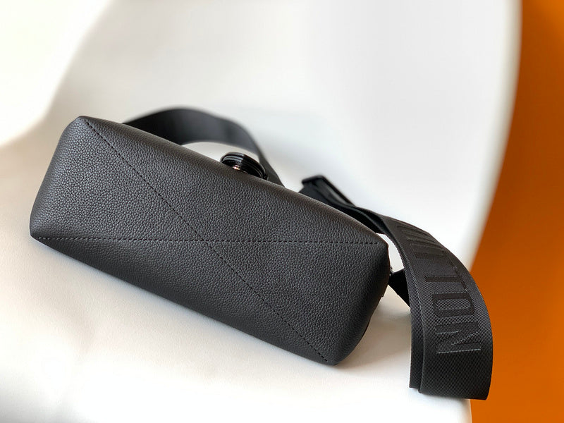 I W Fashion Lu-Vi Bags - 16703