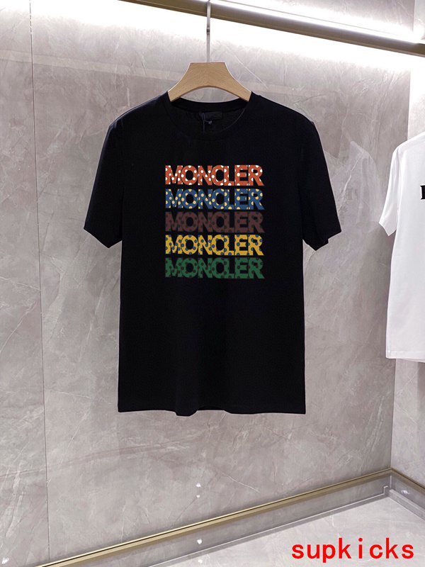 Moncler Luxury Cloth