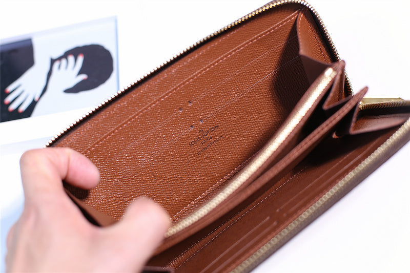 I W Fashion Lu-Vi bags - 10874