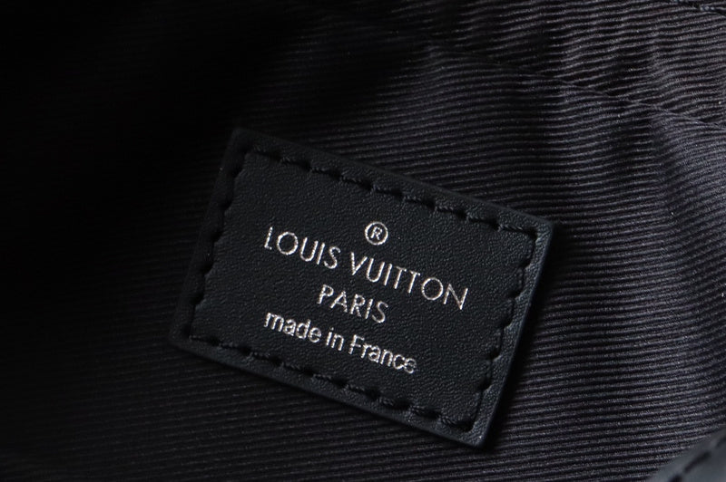 I W Fashion Lu-Vi bags - 17516