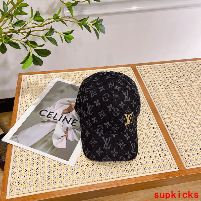 Louis Vuitton Luxury Cap