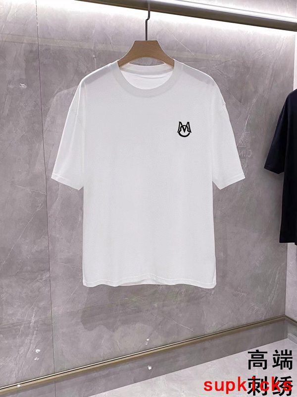 Moncler Luxury Cloth