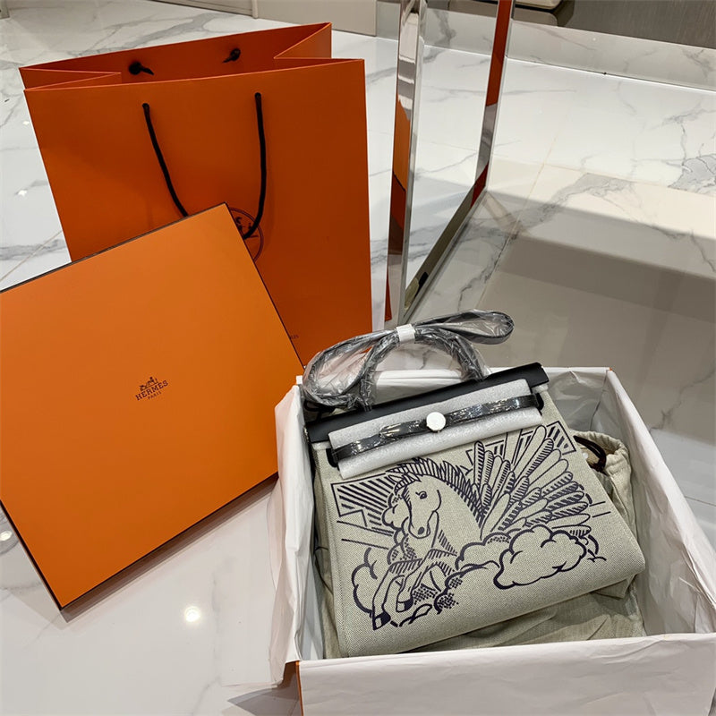 PHA - HMS Bags - 033