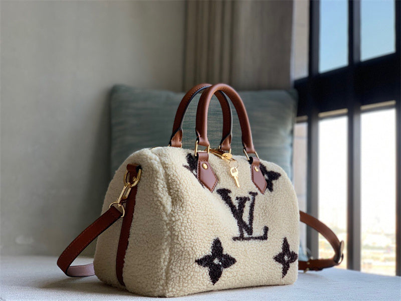 PHA - LOV Bags - 363
