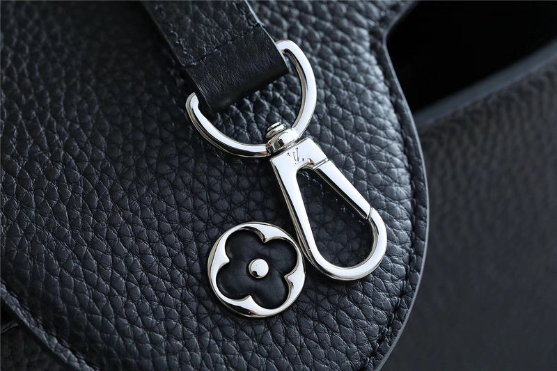 I W Fashion Lu-Vi bags - 8360