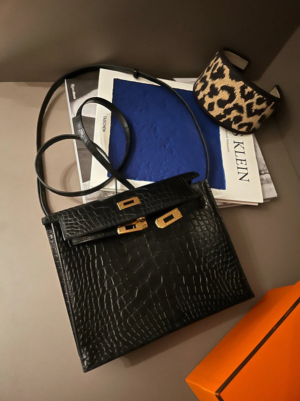 PHA - HMS Bags - 1628