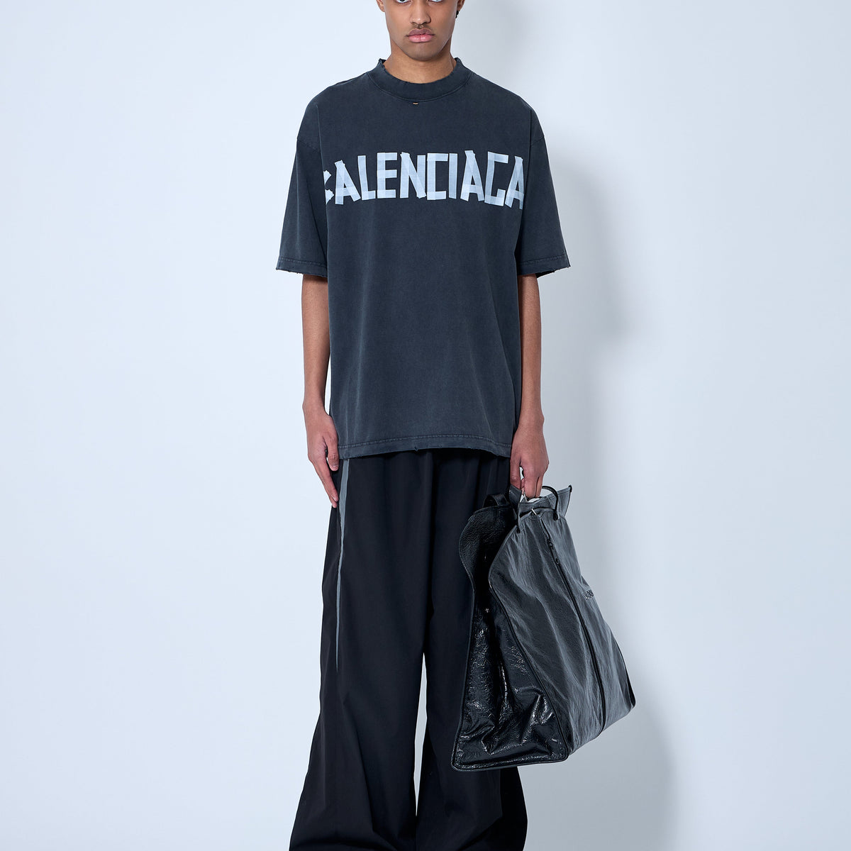 Balenciaga Men Medium Fit T-Shirt