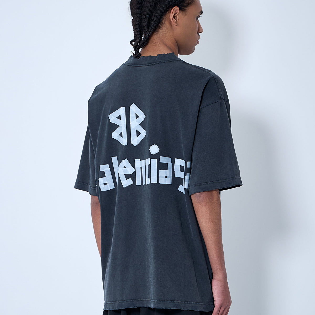 Balenciaga Men Medium Fit T-Shirt