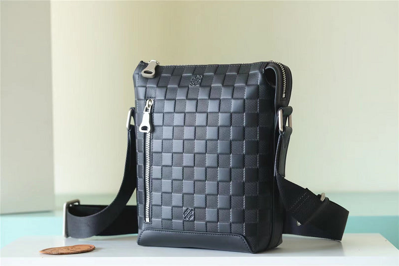 I W Fashion Lu-Vi bags - 10319