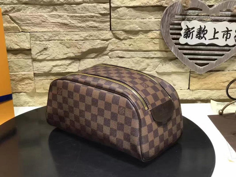 I W Fashion Lu-Vi bags - 17877