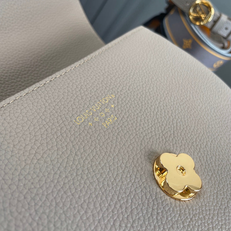 I W Fashion Lu-Vi bags - 17246