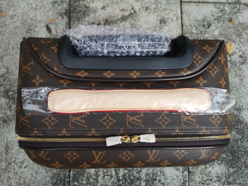 I W Fashion Lu-Vi bags - 11374