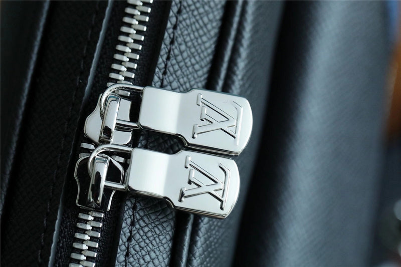 I W Fashion Lu-Vi bags - 10303