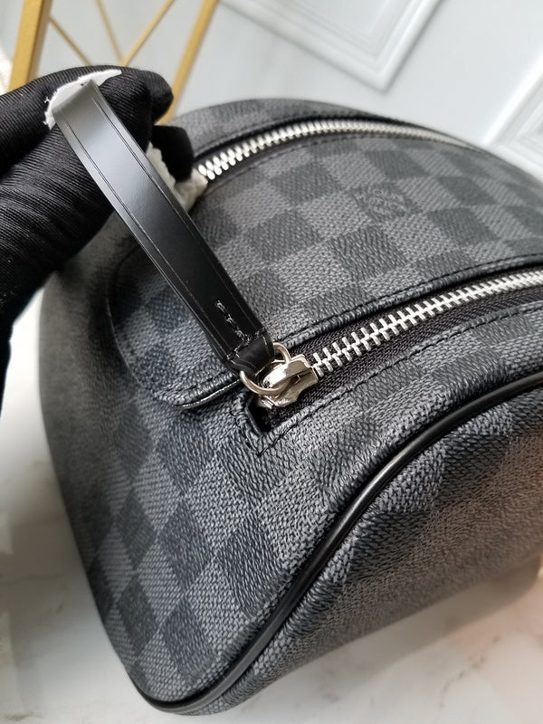 I W Fashion Lu-Vi bags - 17476